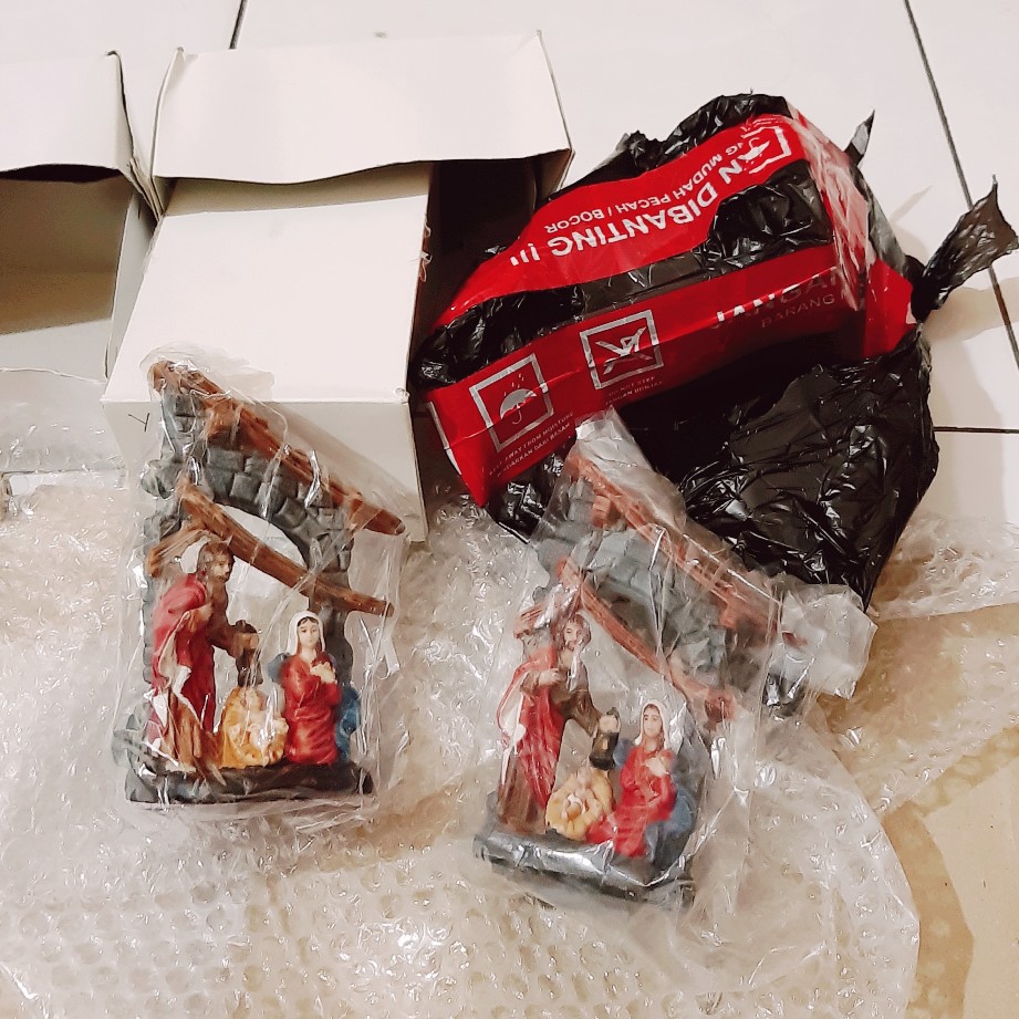 Pajangan Yesus Lahir Di Betlehem