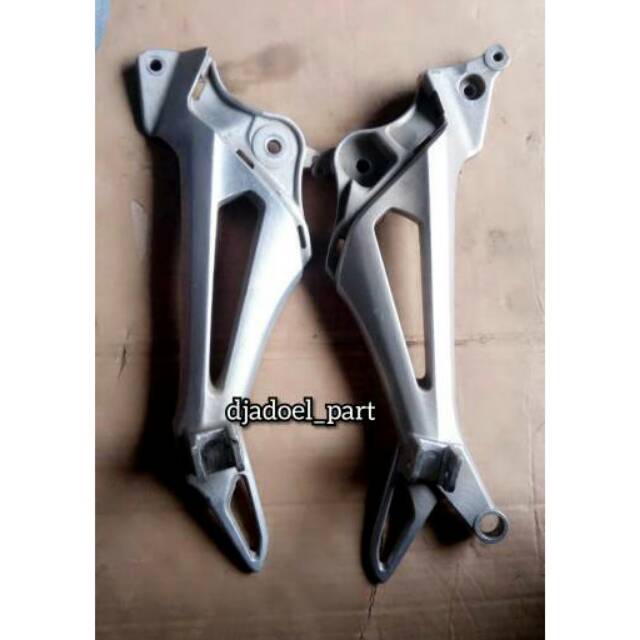 Footstep Foot Step Supra x 125 Cakram Belakang TR DD Original