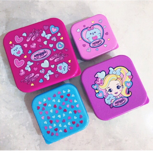 Smiggle Lunch Box 4 in 1 Container