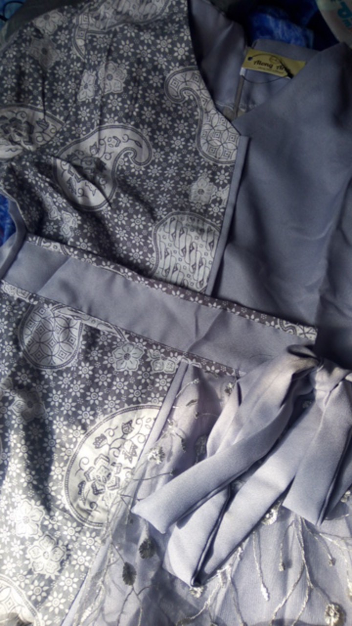 Aa Blouse Batik Wanita 302