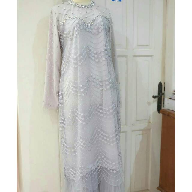 Preloved ivory studio dress /gamis busui grey