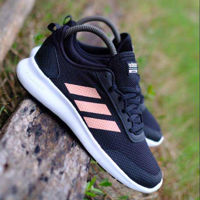 Adidas QT Racer  black list peach