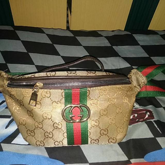 preloved GUCCI WAIST BAG SLINGBAG DADA TAS PINGGANG CANVAS SUPER TAS WANITA