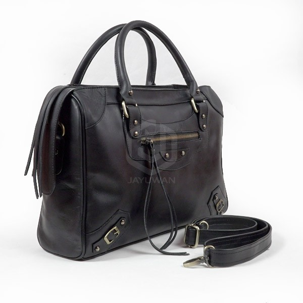 Tas Kulit Wanita Kulit Asli Pull Up Warna Hitam Berkualitas Istimewa