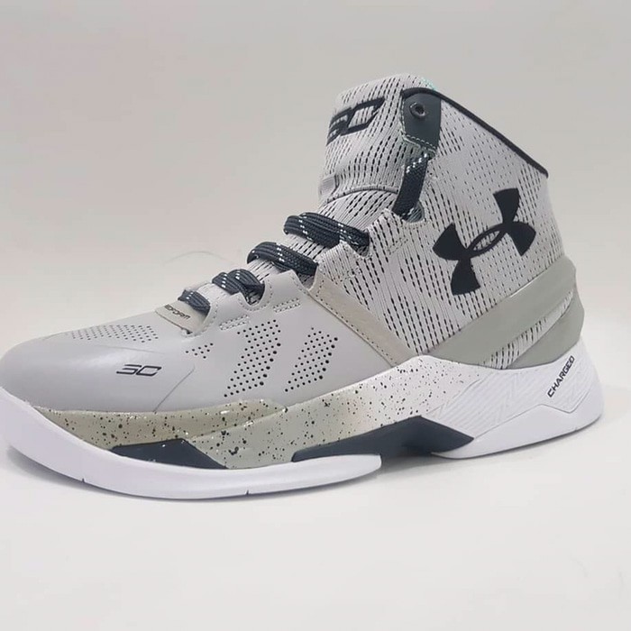 UNDER ARMOUR CURRY 2.0 *GRAY