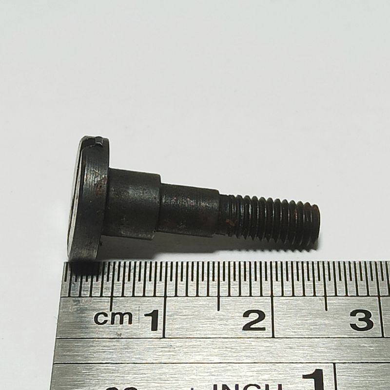 U-185 Baut Per Roda Asahan Mesin Potong Km / Screw For Sharpener Shoe