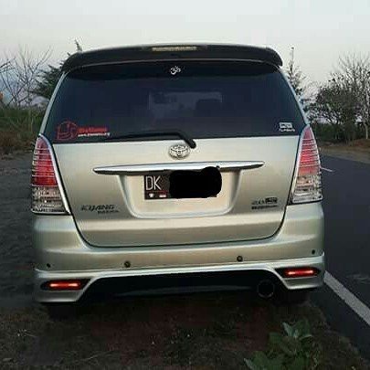 bodykit toyota innova AKSESORIS MOBIL BODYKIT Toyota Innova airmaster 2009-2011 bahan duraflex presi