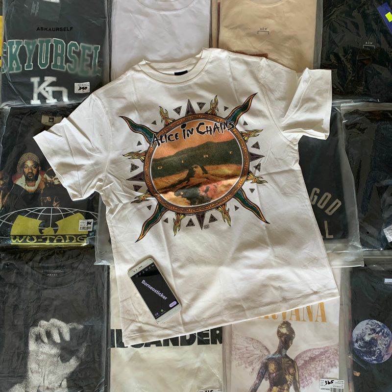 GIANT TEE JAYS ALICE IN CHAINS JERRY