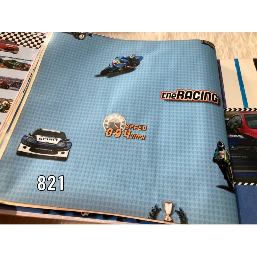 WALLPAPER DINDING  MOTIF MOBIL RACING ANAK LAKI LAKI WOW
