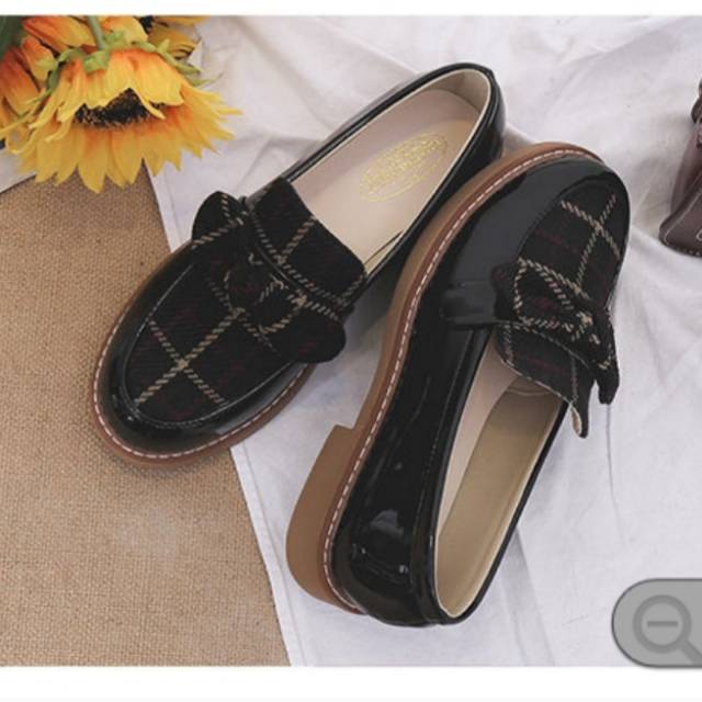 Sepatu loafers wanita / Docmart MELAN / Sepatu Wanita / Sepatu Flat Wanita /  Bisa Cod