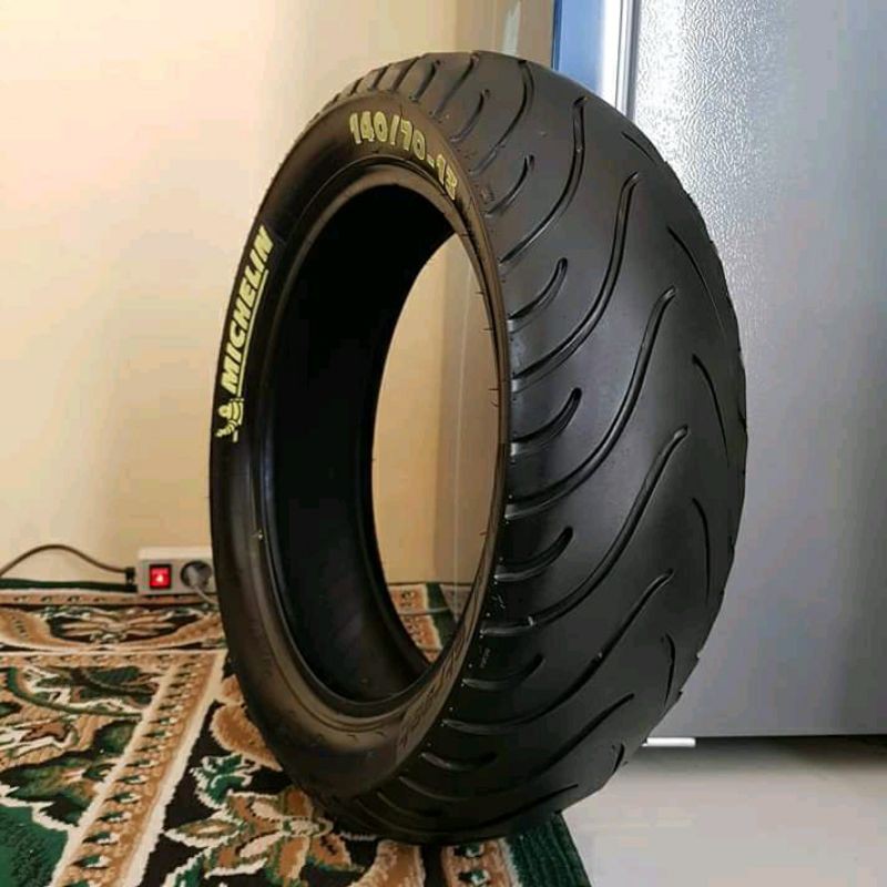 Ban belakang NMAX MICHELIN 140/70-13
