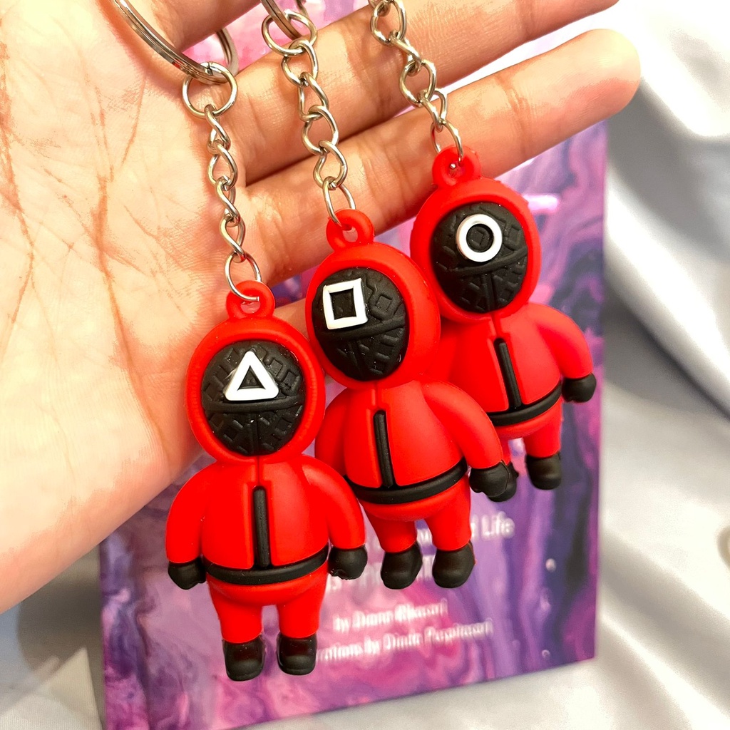 GANTUNGAN KUNCI LUCU MODEL SQUIT GAME KOREAN VIRAL ANIMASI SQUIDGAME KEYCHAIN SOUVENIR AKSESORIS MURAH IMPORT QUALITY READY GROSIR COD