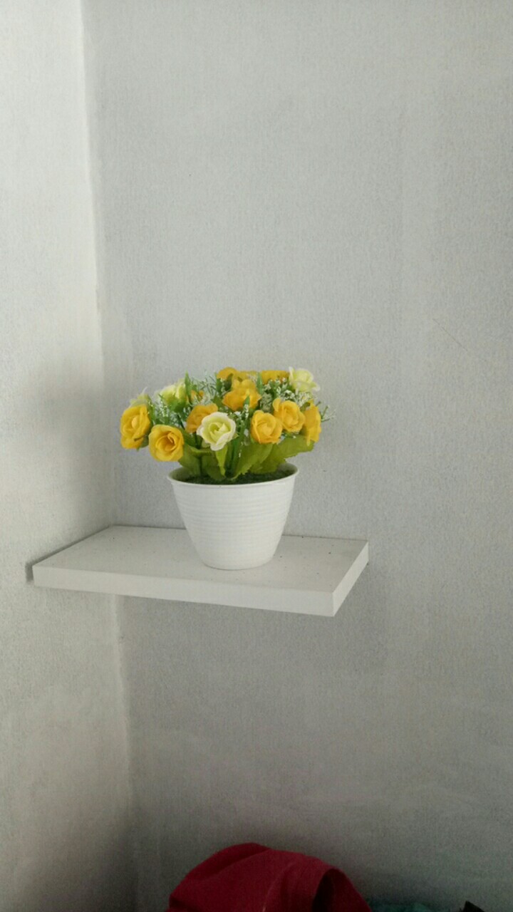 Bunga Mawar Kecil Prelude Set Vas Tawon