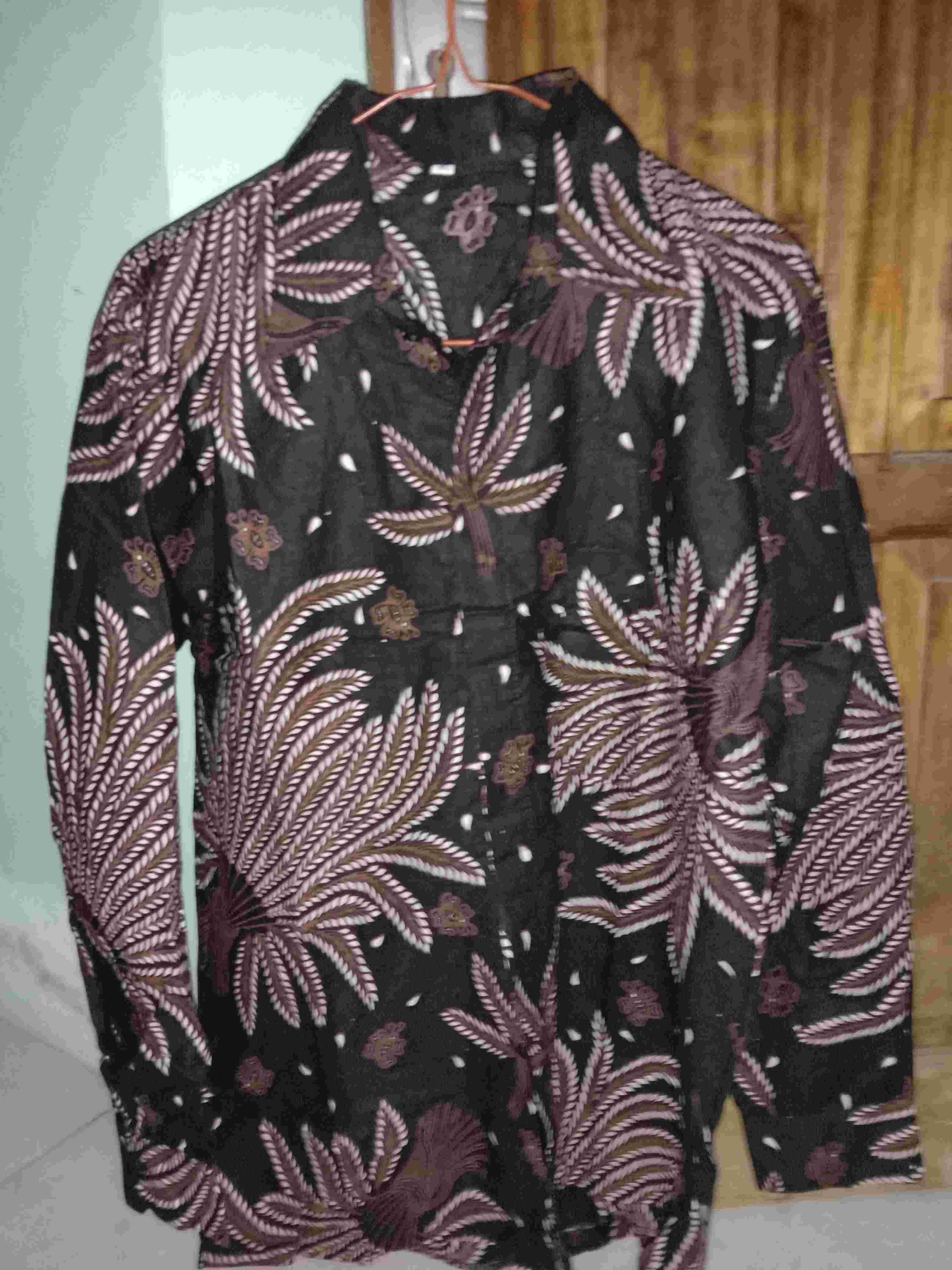 Batik Couple Keluarga • Batik Couple Keluarga Sania Ruffle Ori Ndoro Jowi Motif Dimensi Abu