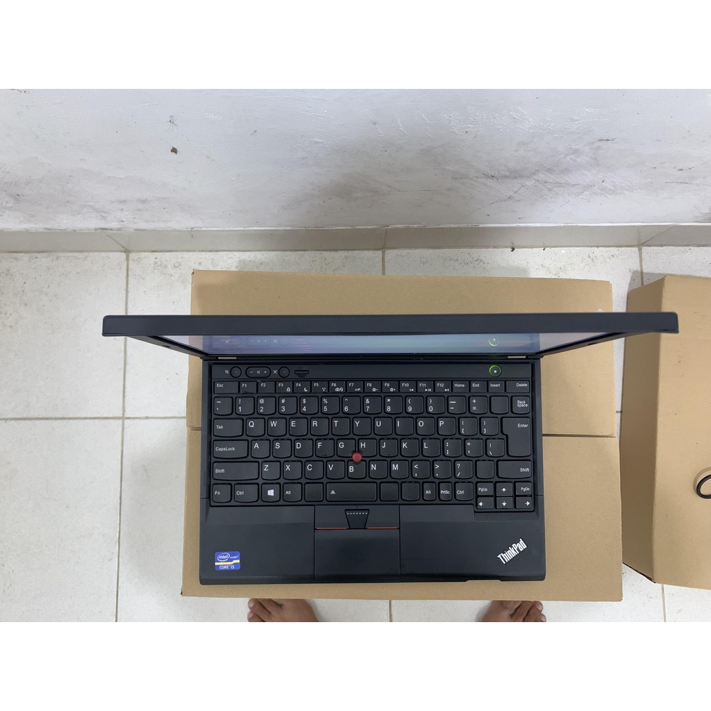 Laptop-Murah-Lenovo Thinkpad-X230-Corei3Gen3-Ram4G-SSD128GB-Kamera-DVD-Design-Gaming-Win10-Siap Pakai