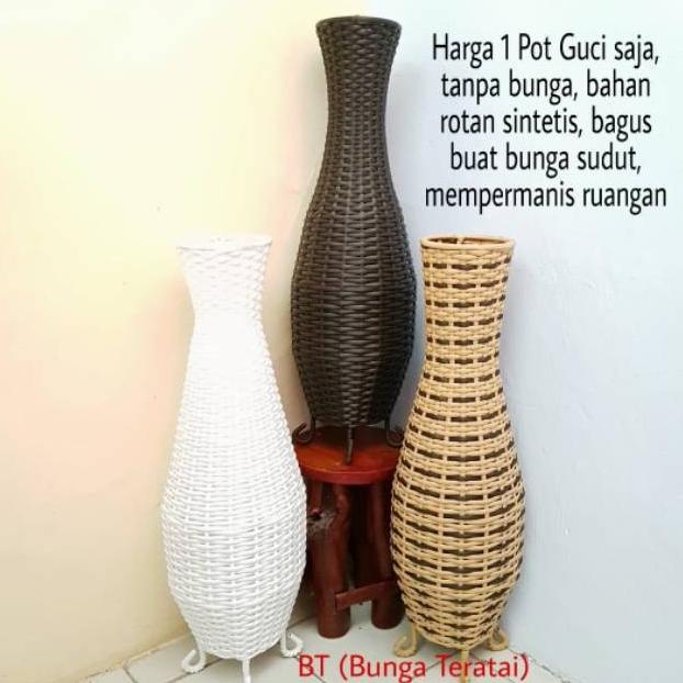 POT BUNGA SUDUT ROTAN GUCI ARTIFICIAL DEKORASI