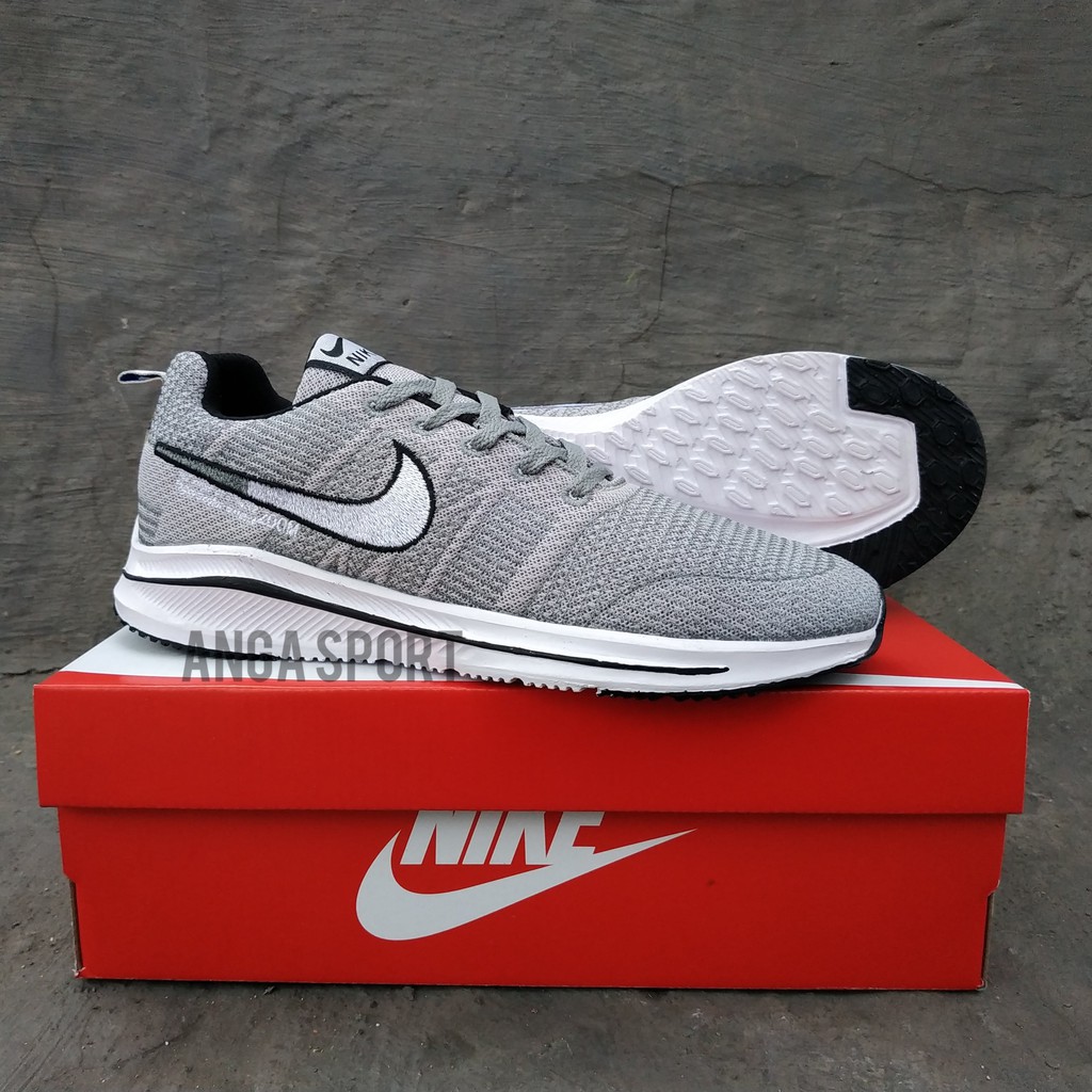 SEPATU SNEAKERS NIKE PEGASUS NAVY MERAH SEPATU OLAHRAGA CASUAL MADE IN VIETNAM