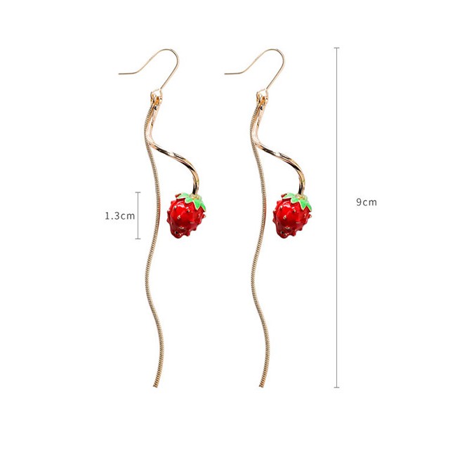 LRC Anting Gantung Fashion Gold Wavy Lines Fringed Small Strawberry Earrings D42769