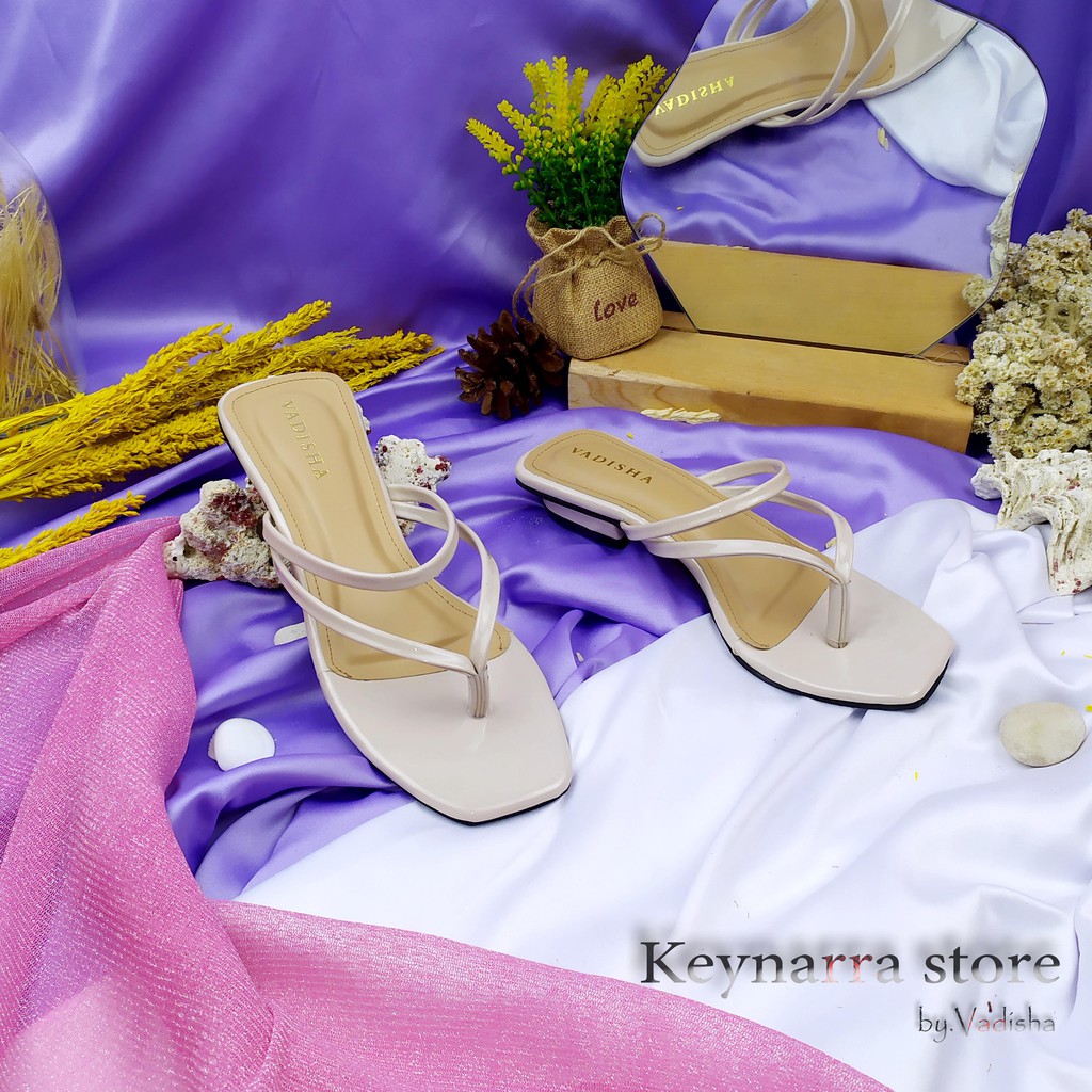 keynarra Best Quality  sendal santai Tiara CH - 44