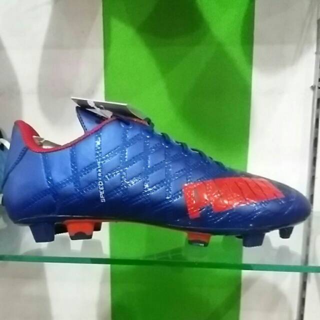 Sepatu bola komponen puma