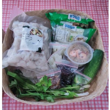 

hampers tekwan / tekwan ikan / tekwan frozen untuk 10 -12 porsi