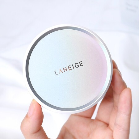 [Complete]LANEIGE BB Cushion Whitening SPF50+ PA+++(Case + Isi + Puff) NO.13 IVORY / NO.21 BEIGE