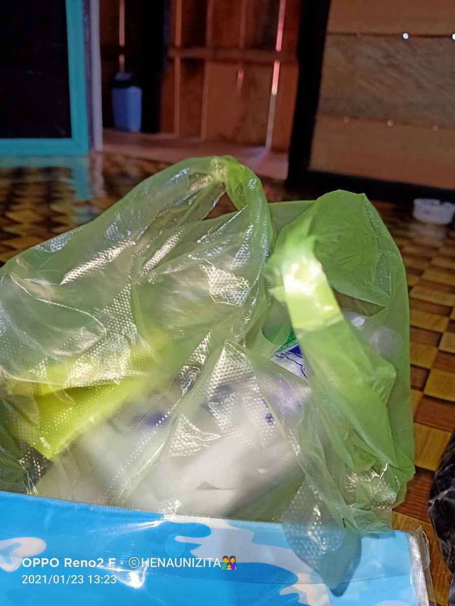 Isi 50lembar Hd24 Mega Warna Embos Kantong Plastik Hd24 Kresek Warna Warni Mega Tipis Kuat Embos