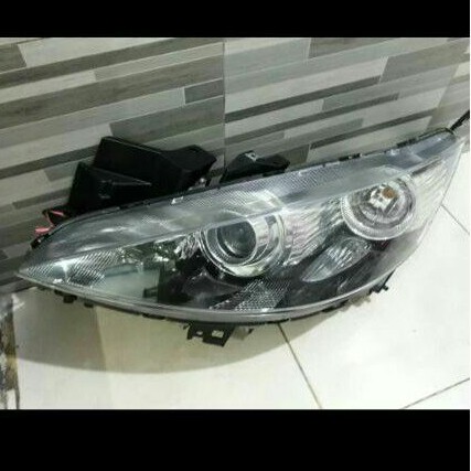 headlamp lampu depan mazda biante