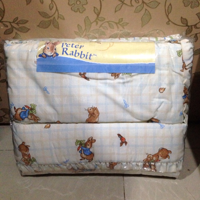 Selimut kantong peter and rabbit