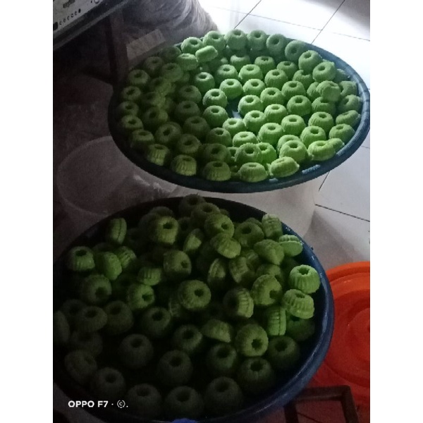 

kue putri ayuu kue basah dadakan kue rumahan