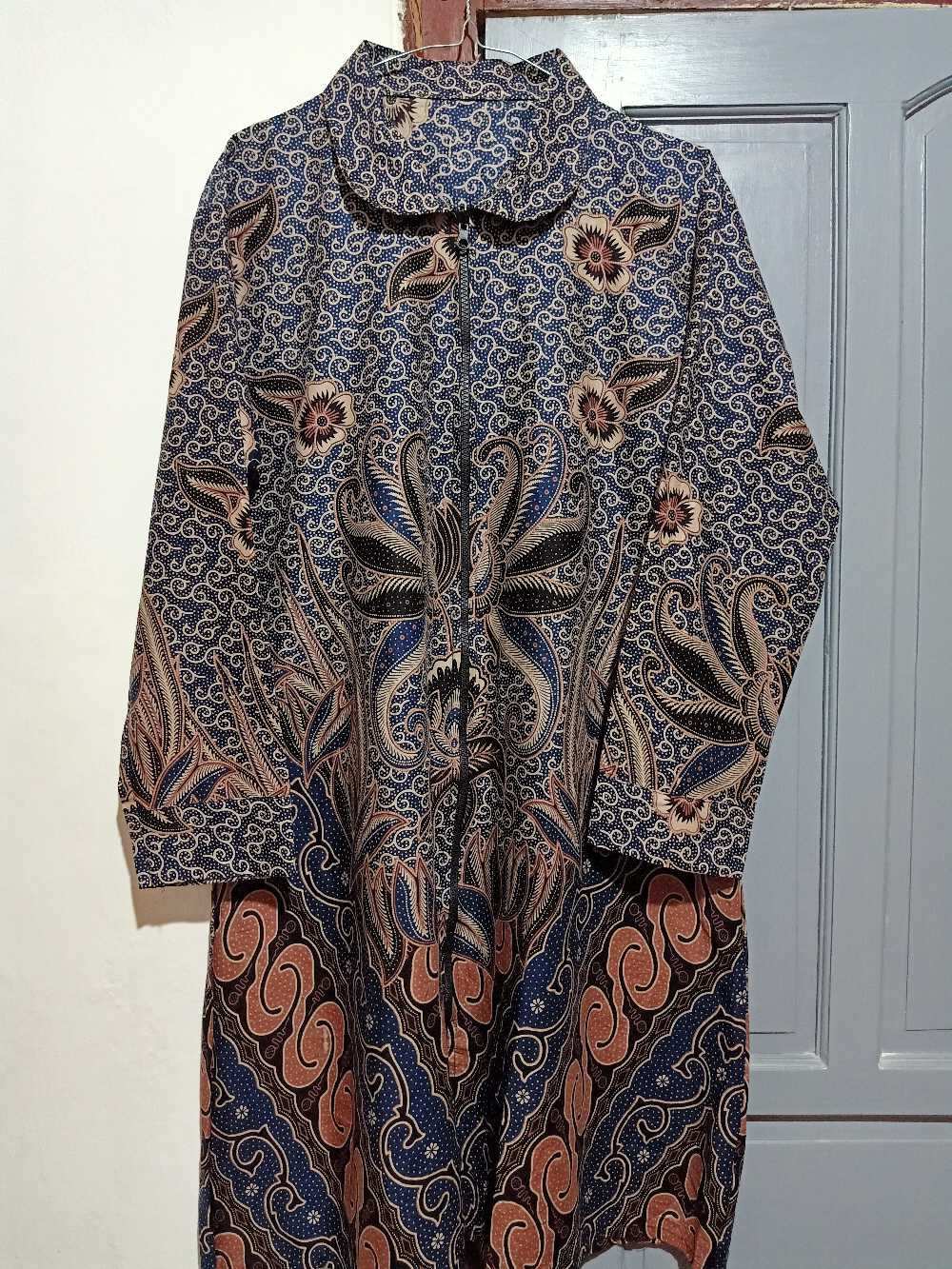 Tunik Batik Modrn Serut Genes Jelita Tunic Navbor Yelbor Whitbor Creambor Tunik Batik Modern