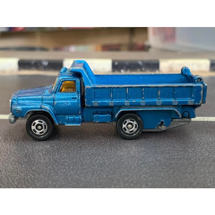 Vintage Tomica 16 Nissan Diesel Dump Truck Made in Japan No Box