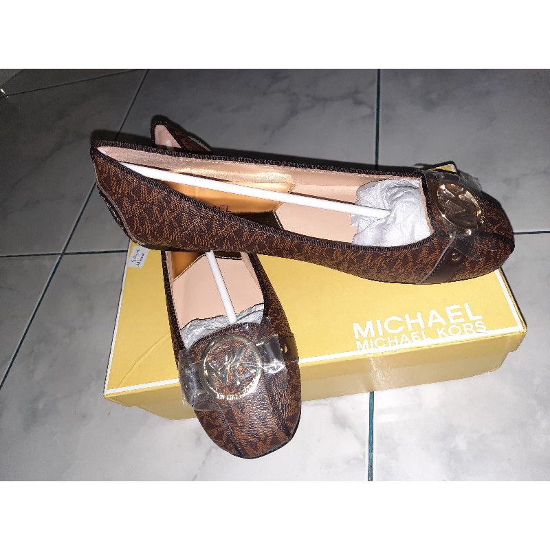 Sepatu Wanita MICHAEL KORS