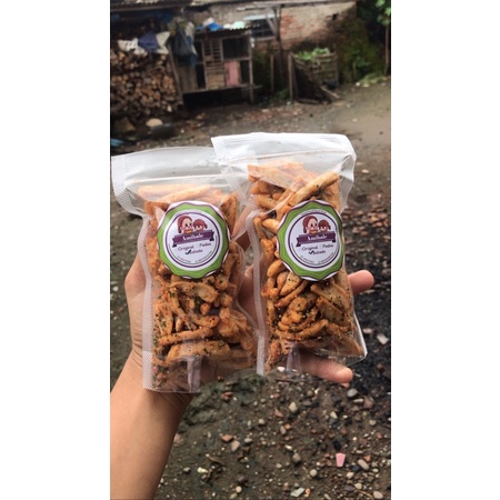 

BASRENG BASO GORENG BALADO DAUN JERUK GURIH RENYAH 80gr