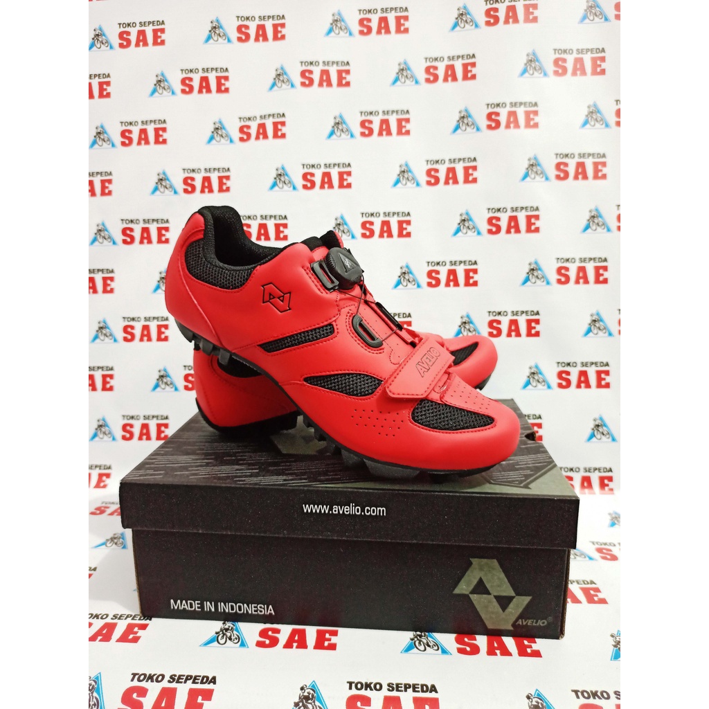SEPATU CLEAT AVELIO MTB