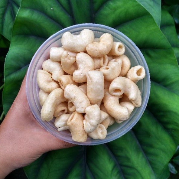 

Cemilan Makaroni Besar Original Asin 920 gram