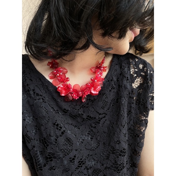 Red Necklace Series kalung hijab friendly