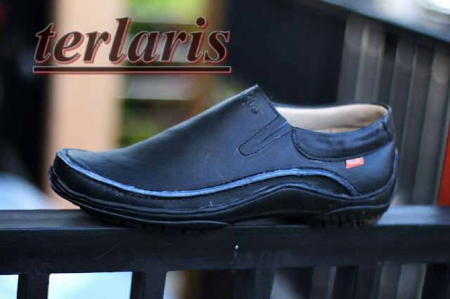 Sepatu slip on kickers kulit sapi asli