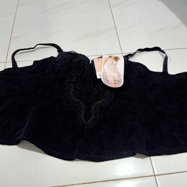 Body contour by Sorella