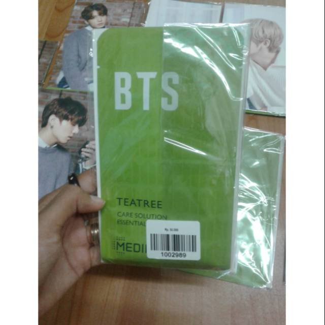 

Masker Bts X Mediheal + Postcard Random