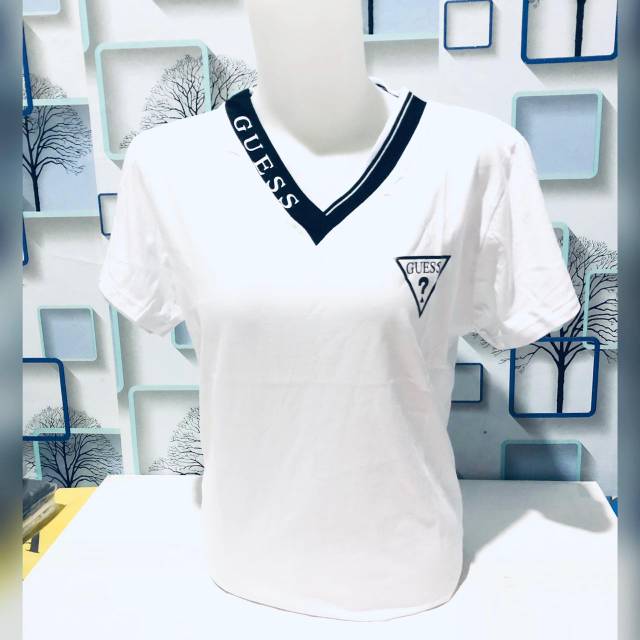 Kaos wanita guess import