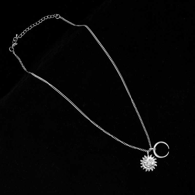 19171Wild Star Moon Necklace，Hip hop couple sun smiley pendant clavicle chain