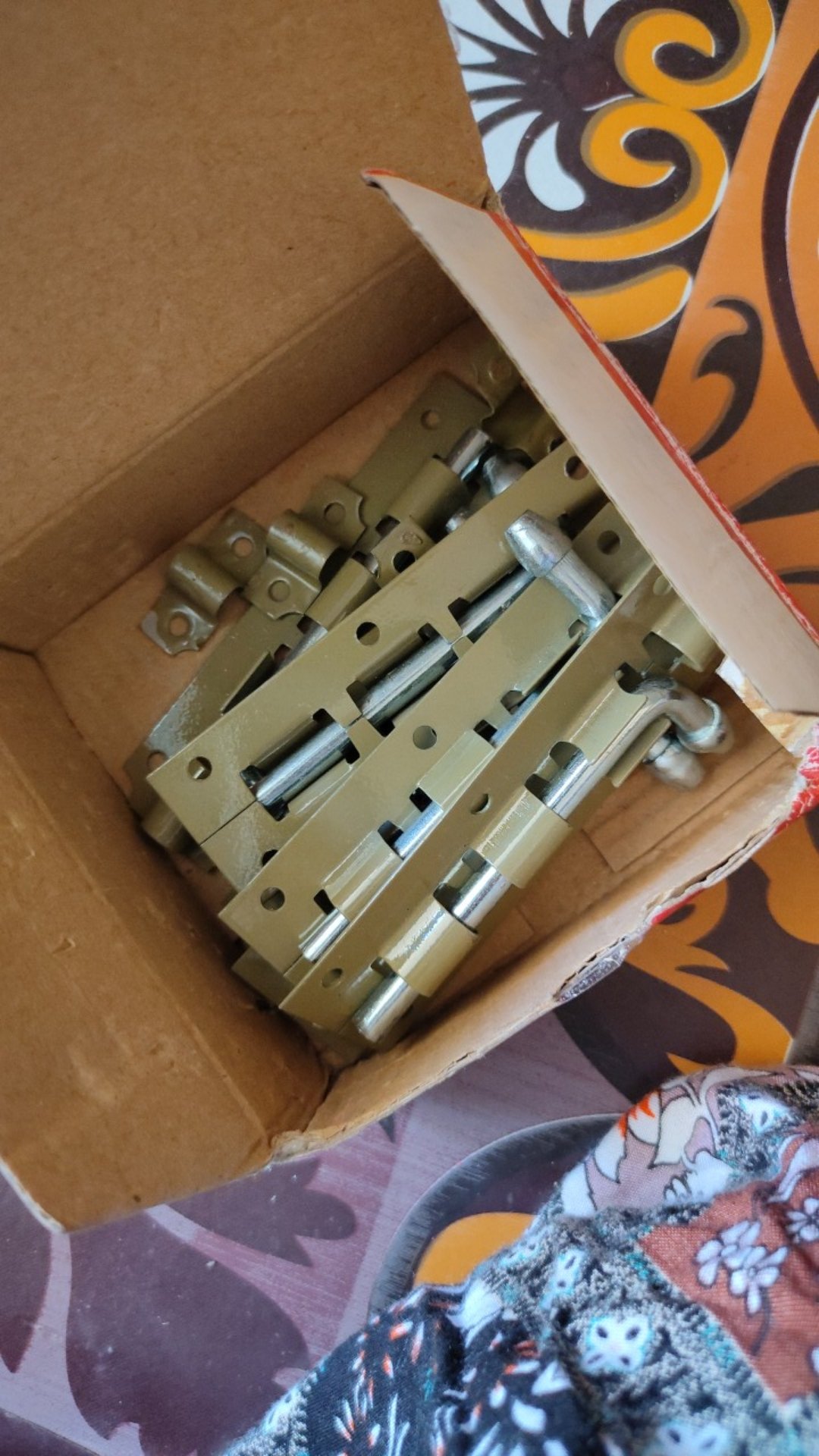 Grendel Slot Pintu Gudang Bulat Panjang Tebal Cat Uk. 4 Ats