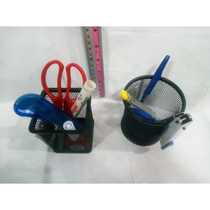 Pen holder / desk set / tempat pulpen meja