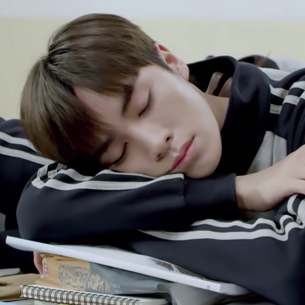 

CO JUNGWOOSI