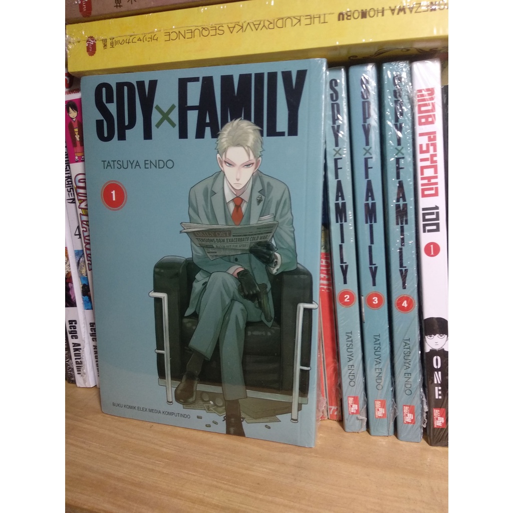 Komik Spy x Family