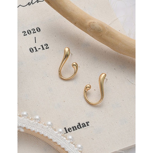 LRC Anting Tusuk Fashion Golden Silver Needle Geometric Dumb Gold K15912