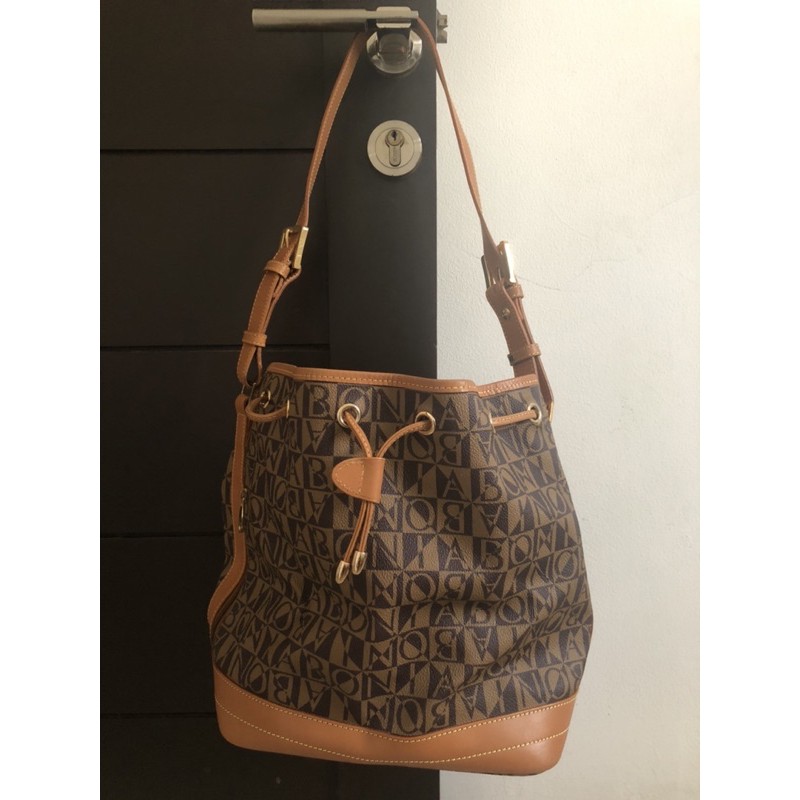 Bonia Bag serut preloved