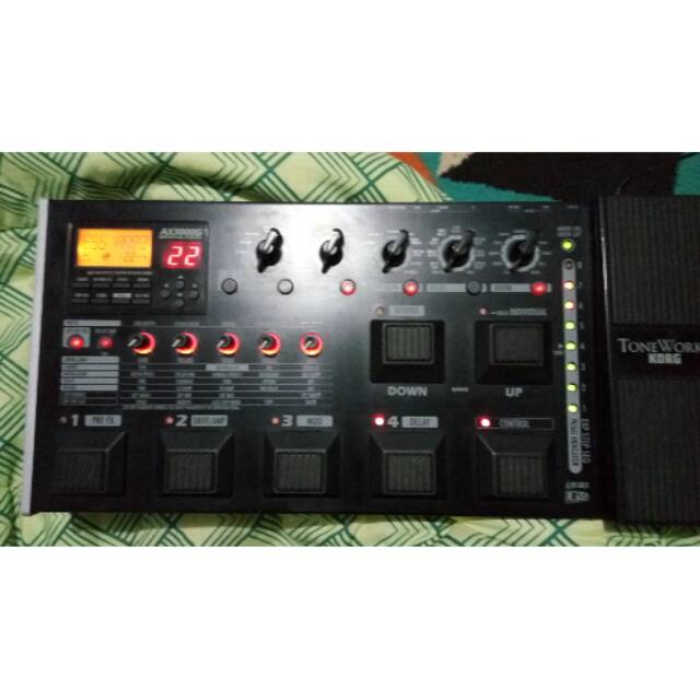 ToneWorks Korg AX3000G efek Gitar Digital