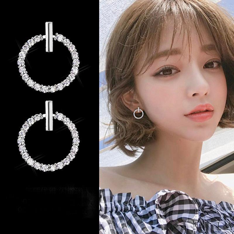 【Bayar di tempat】Anting Bentuk Lingkaran Geometris Aksen Berlian Gaya Korea